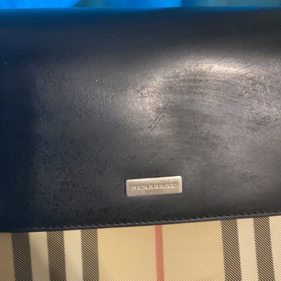 BURBERRY 💯 plaid leather handbag tote solid price - Picture 13 of 16